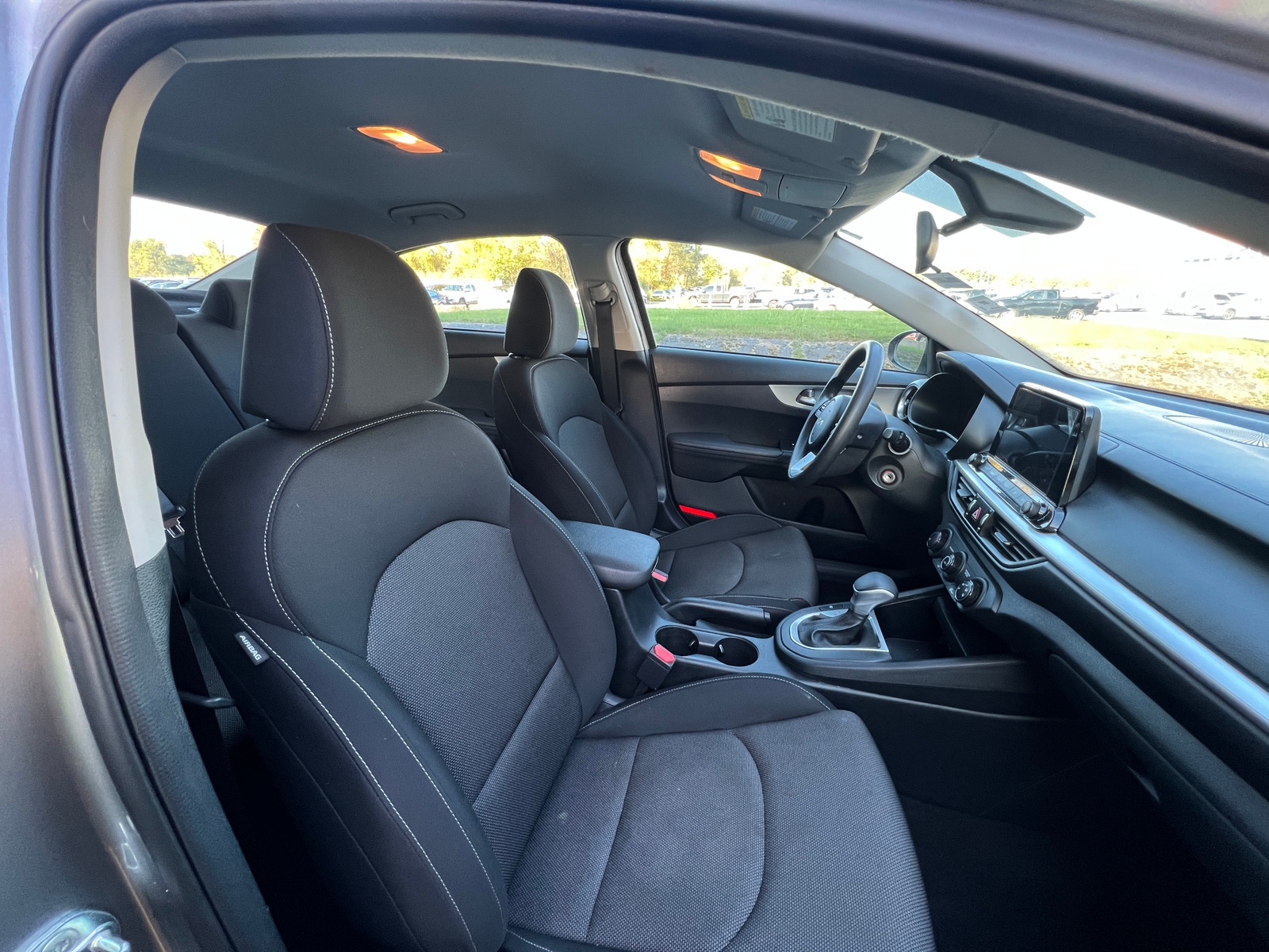 Thumbnail: 2022 Kia Forte - 2