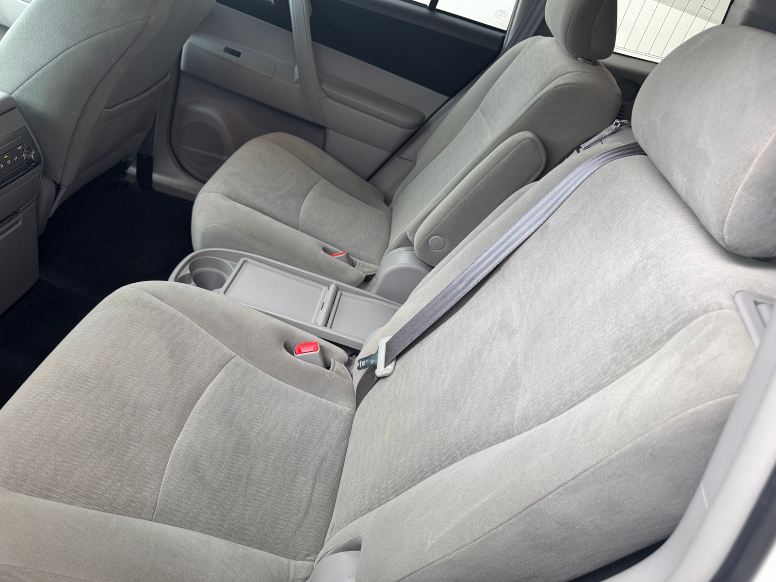 Thumbnail: 2013 Toyota Highlander - 6