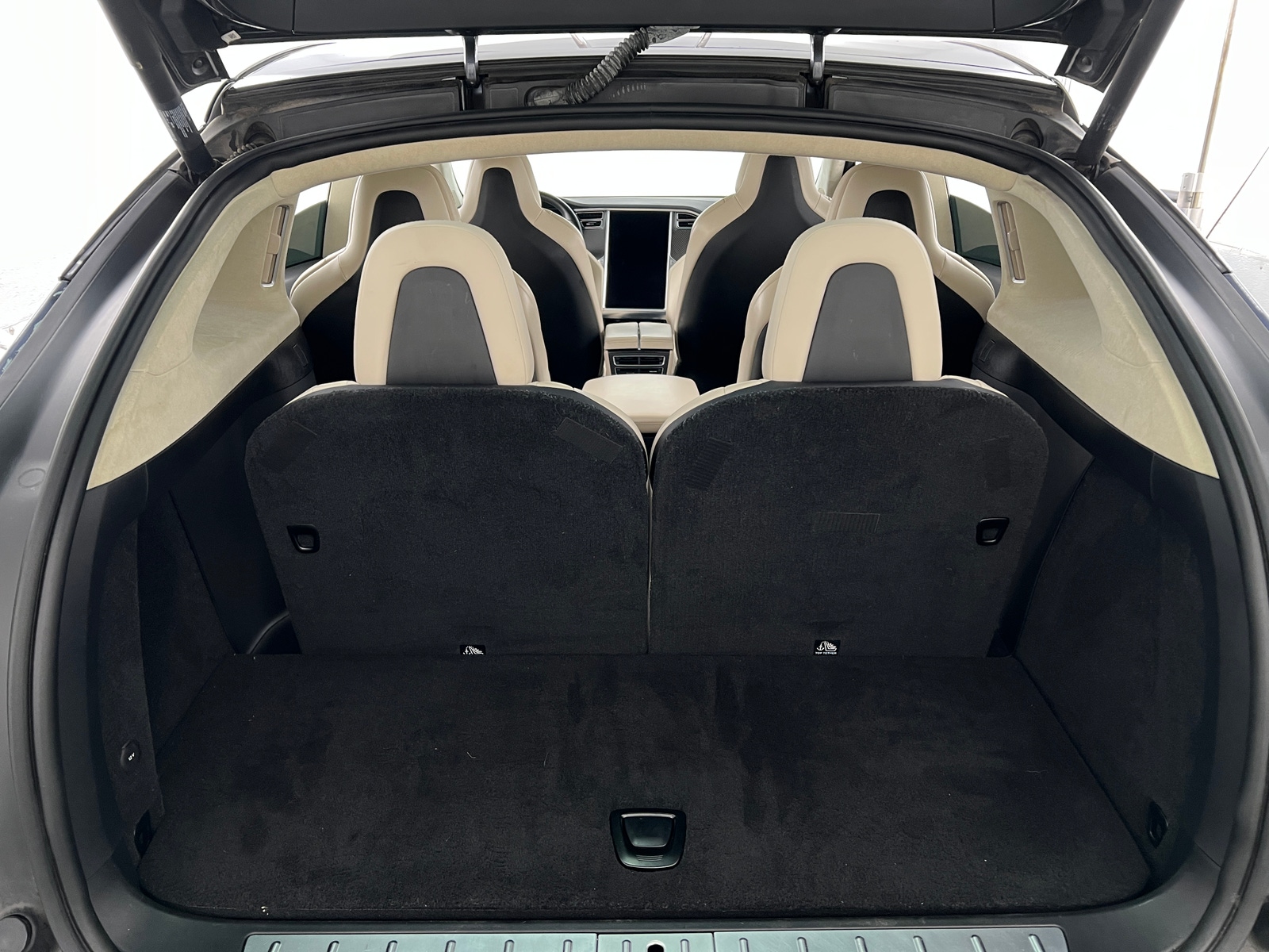 Thumbnail: 2018 Tesla Model X - 6