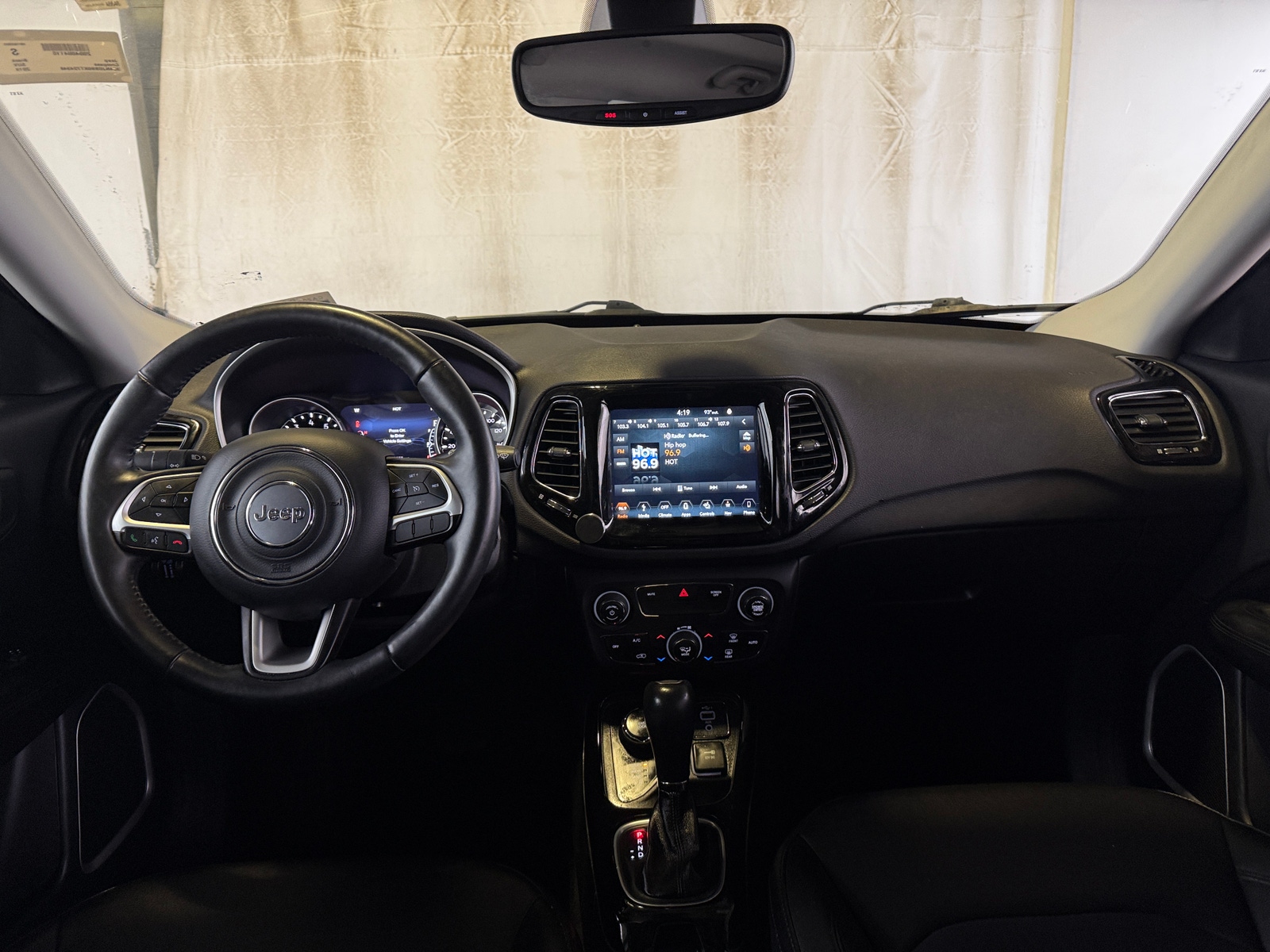 Thumbnail: 2019 Jeep Compass - 3