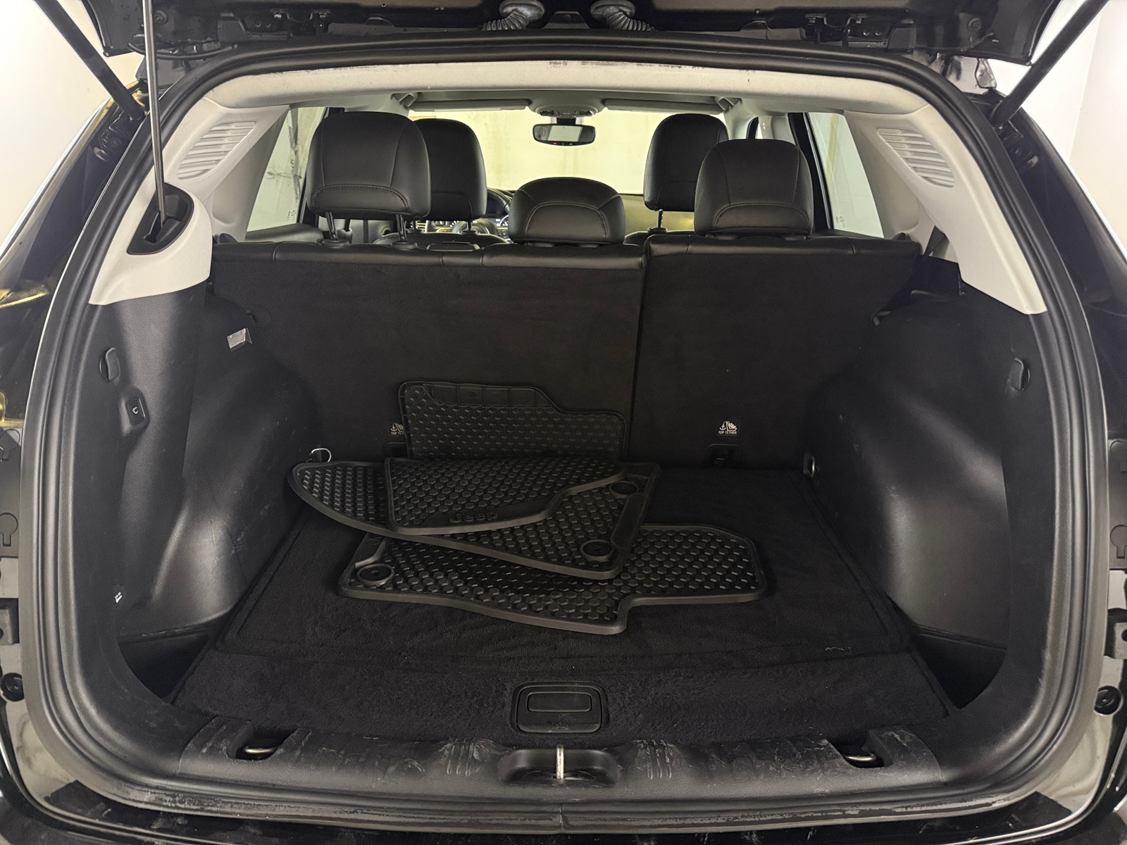 Thumbnail: 2019 Jeep Compass - 7