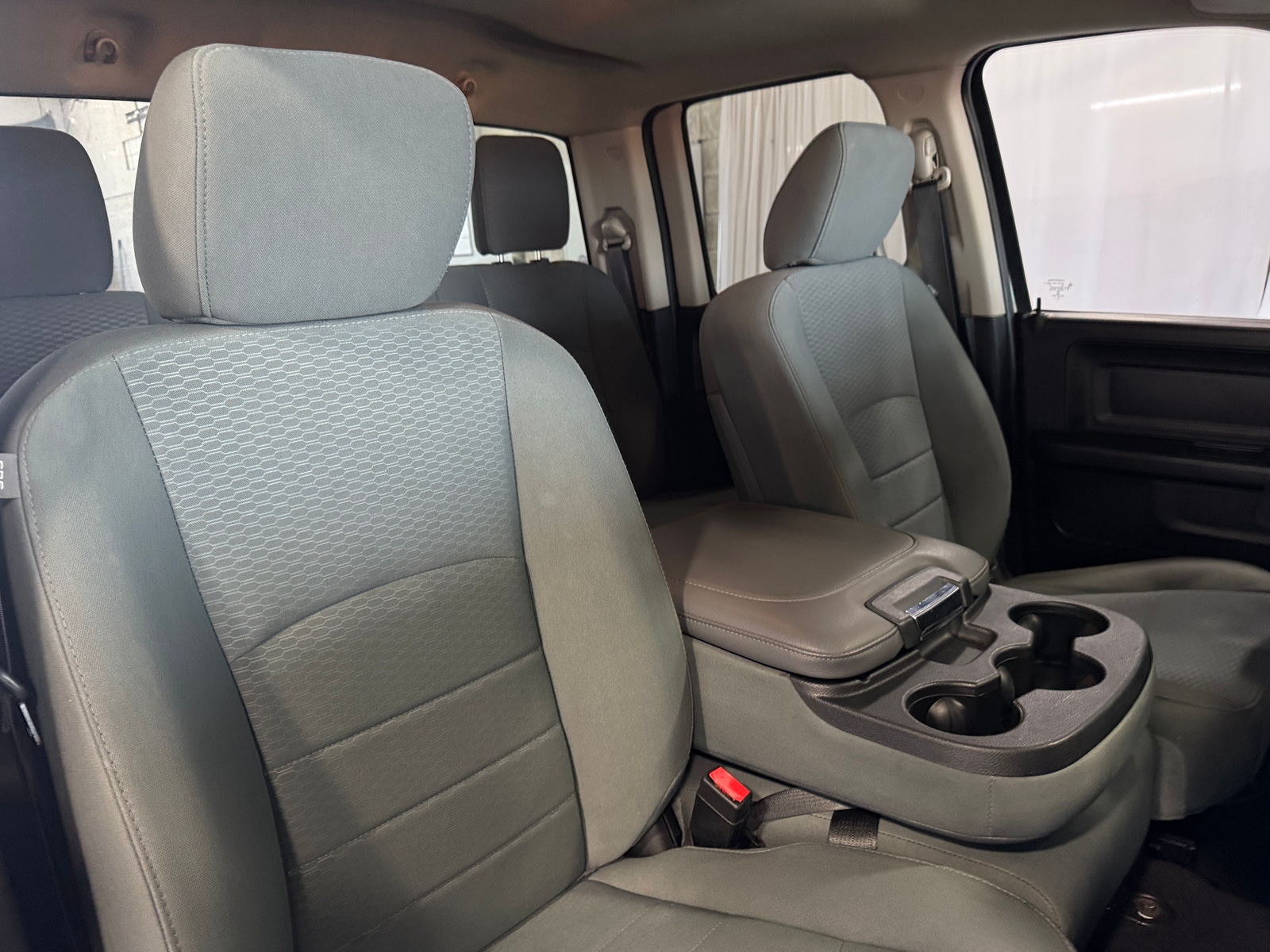 Thumbnail: 2019 RAM 1500 Classic - 2