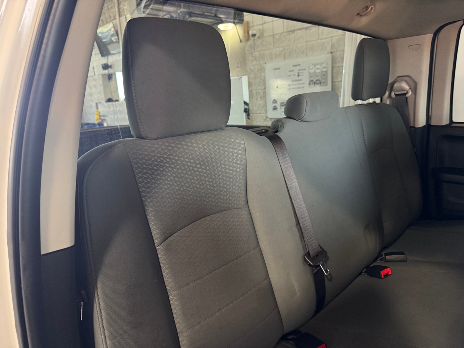 Thumbnail: 2019 RAM 1500 Classic - 6
