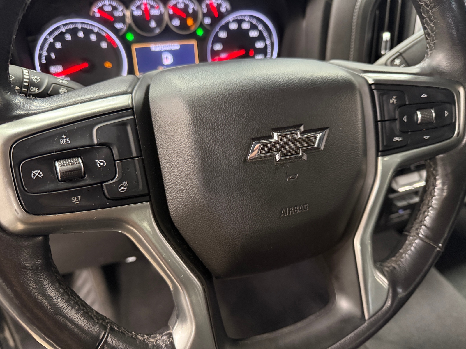 Thumbnail: 2020 Chevrolet Silverado 1500 - 5