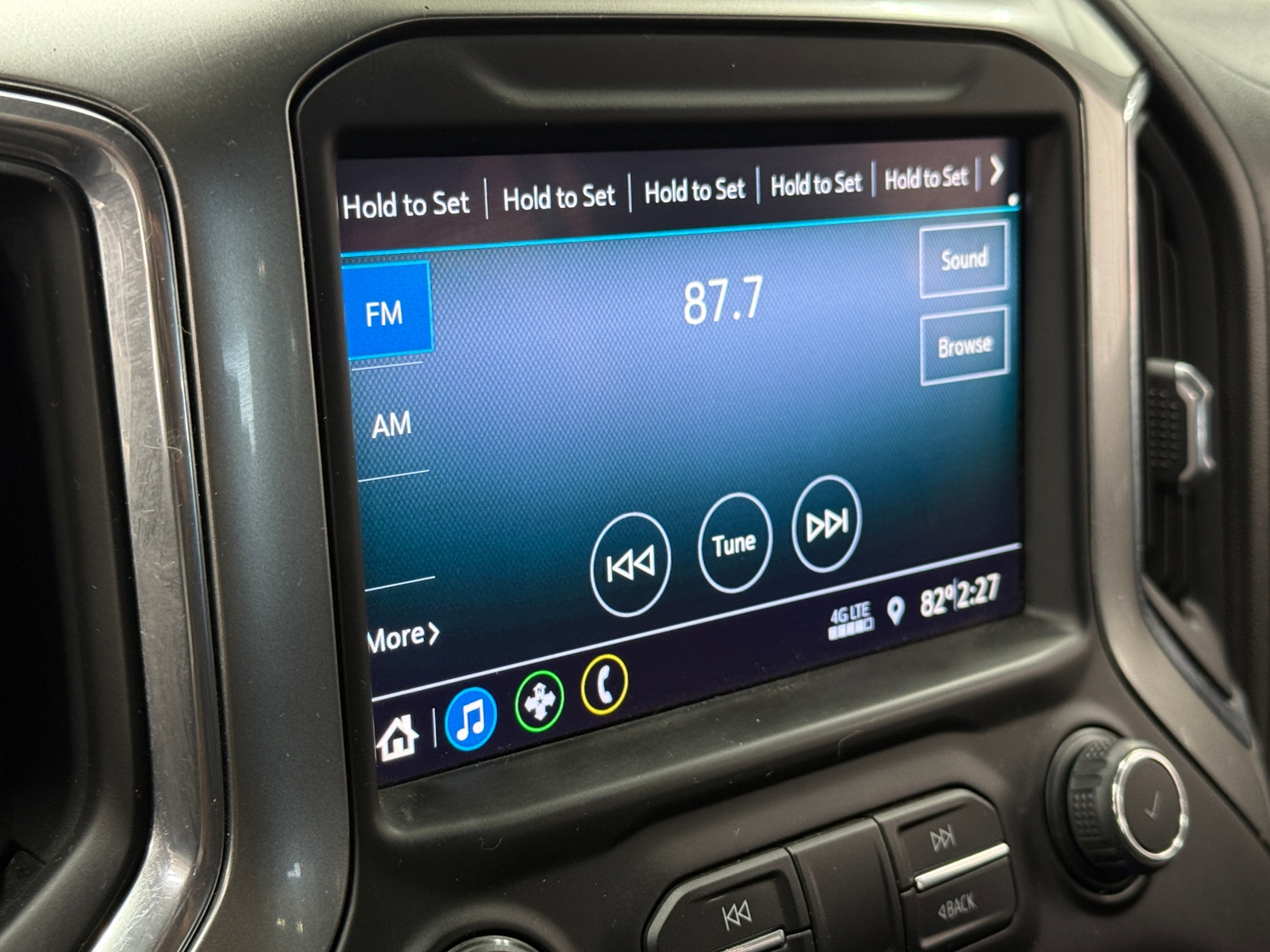 Thumbnail: 2020 Chevrolet Silverado 1500 - 4