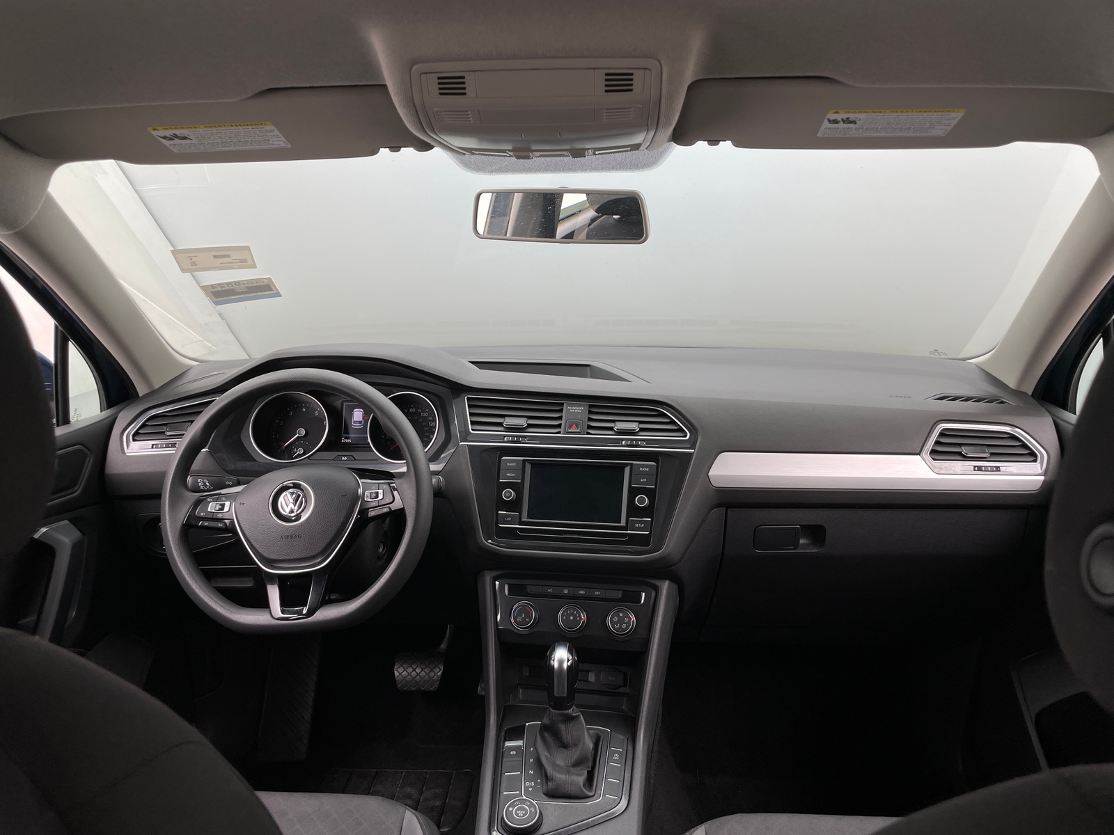 Thumbnail: 2019 Volkswagen Tiguan - 3