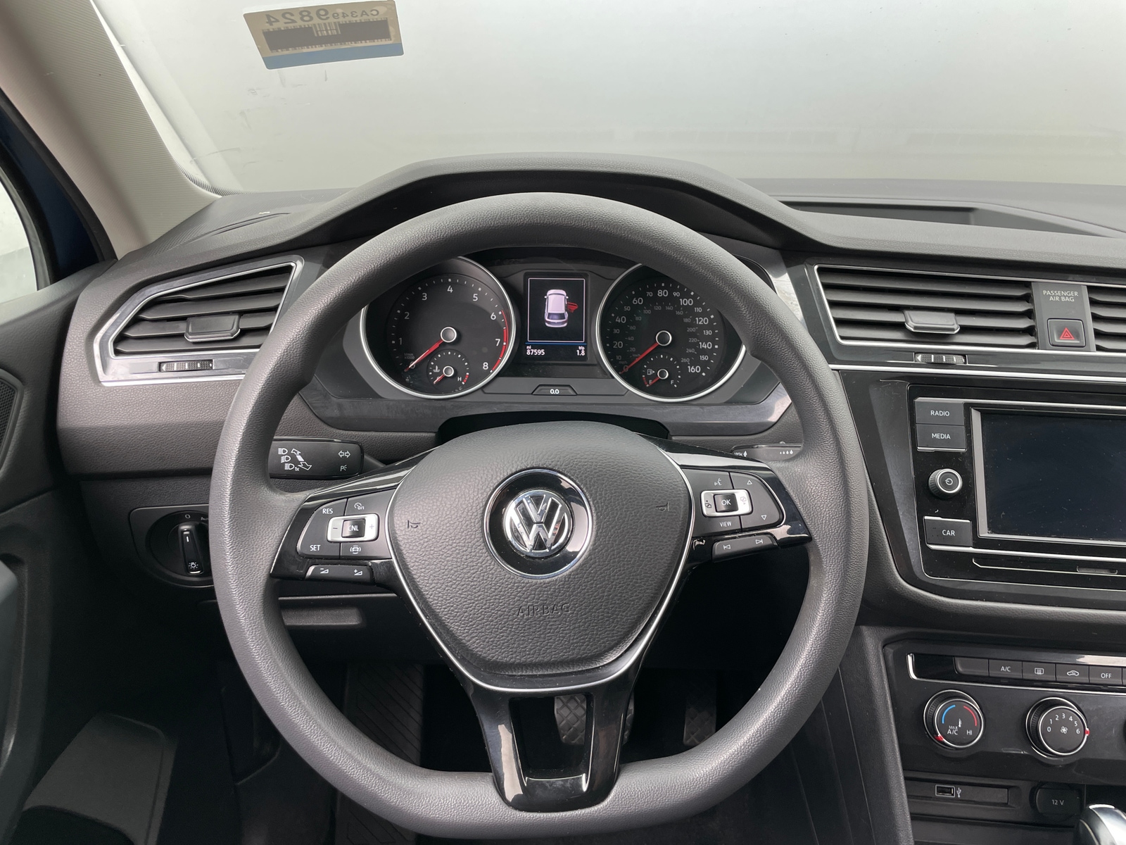Thumbnail: 2019 Volkswagen Tiguan - 5