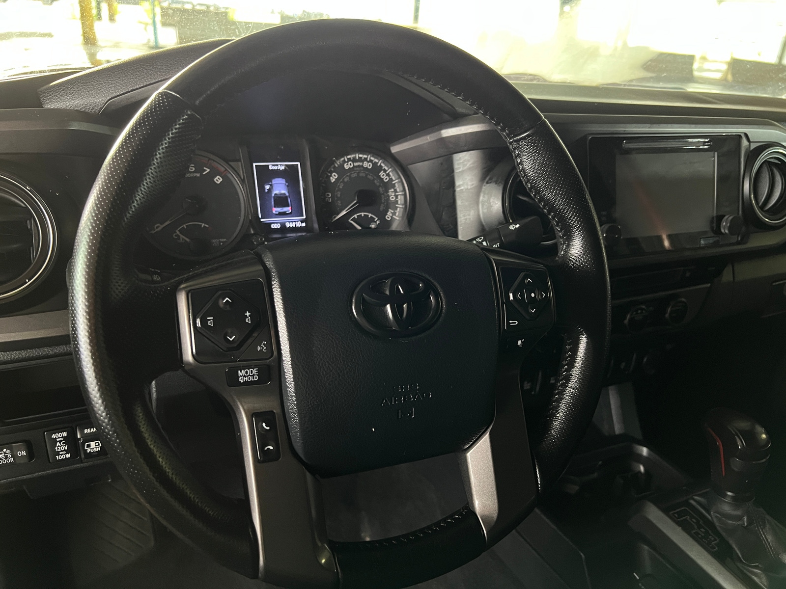 Thumbnail: 2017 Toyota Tacoma - 4