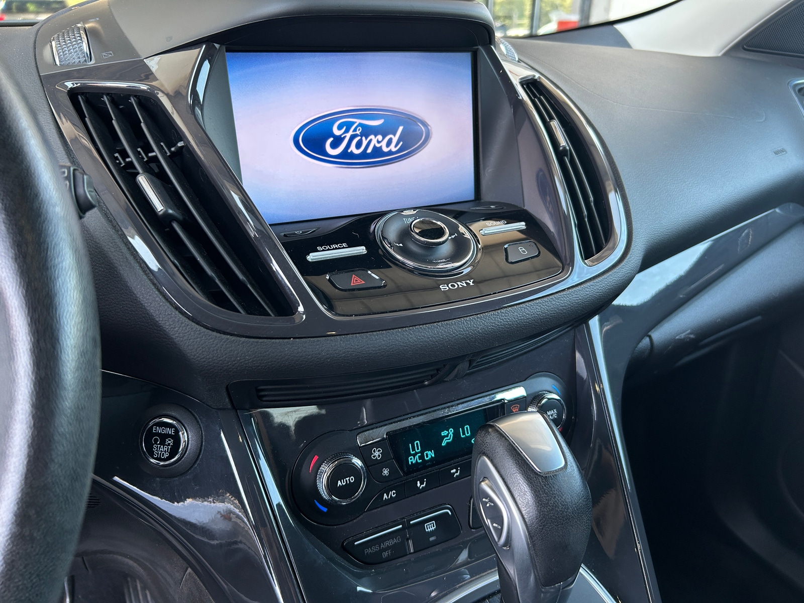 Thumbnail: 2013 Ford Escape - 4
