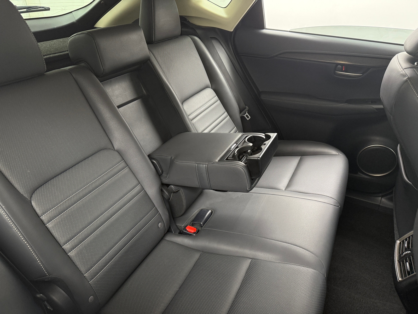 Thumbnail: 2016 Lexus NX - 5