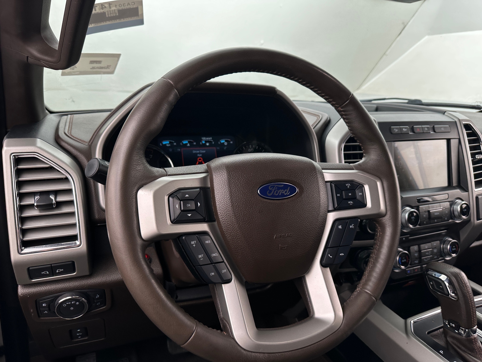 Thumbnail: 2017 Ford Econoline - 4