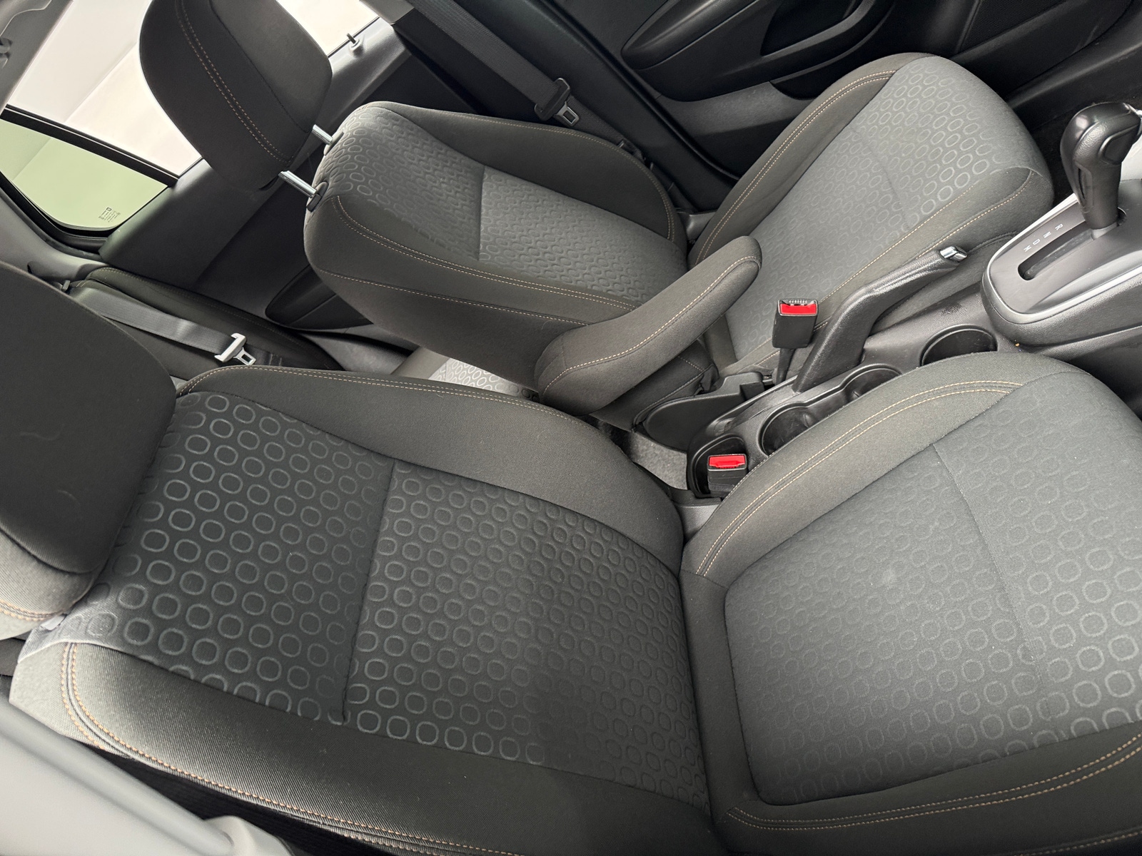 Thumbnail: 2021 Chevrolet Trax - 2