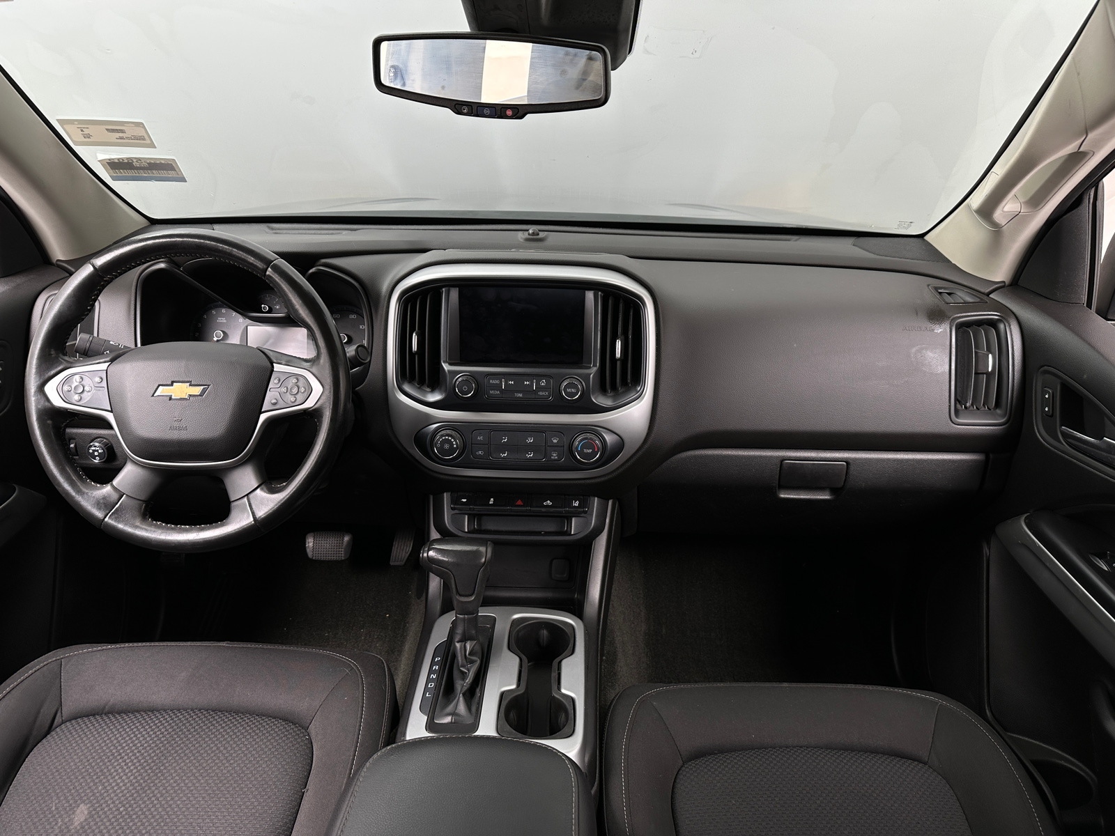Thumbnail: 2018 Chevrolet Colorado - 3