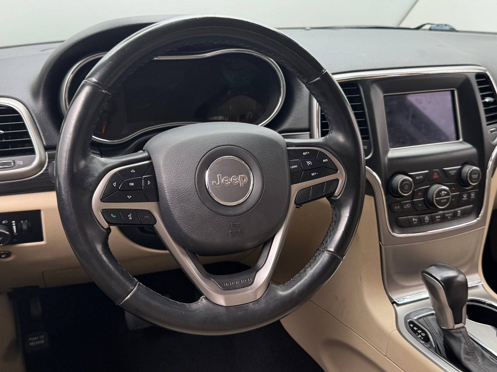Thumbnail: 2020 Jeep Grand Cherokee - 5