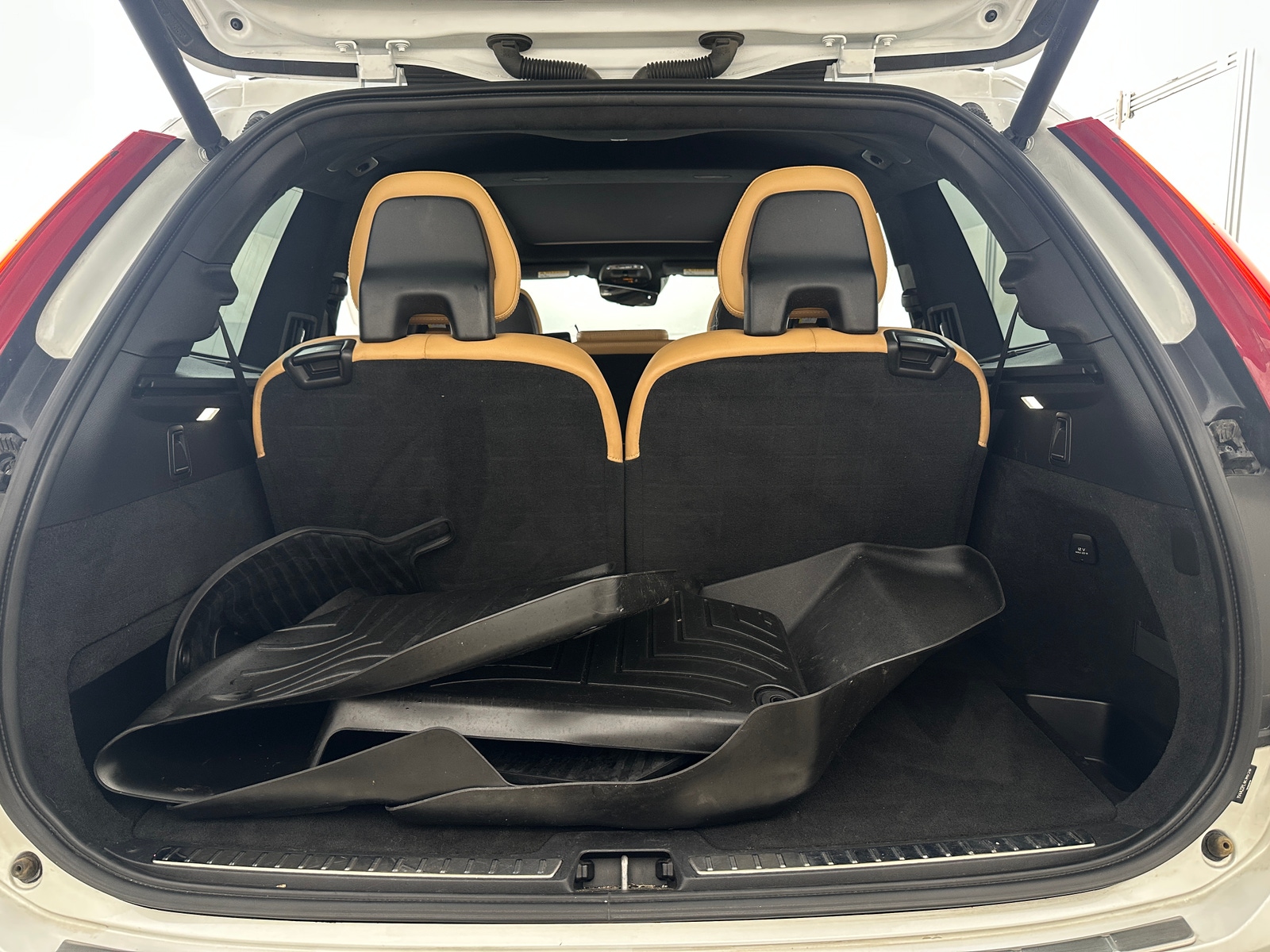 Thumbnail: 2019 Volvo XC90 - 6