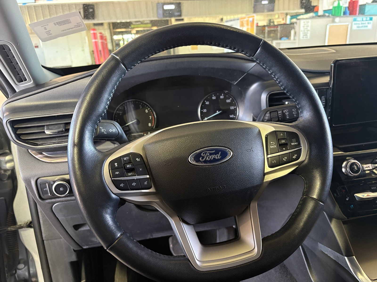 Thumbnail: 2023 Ford Explorer - 4