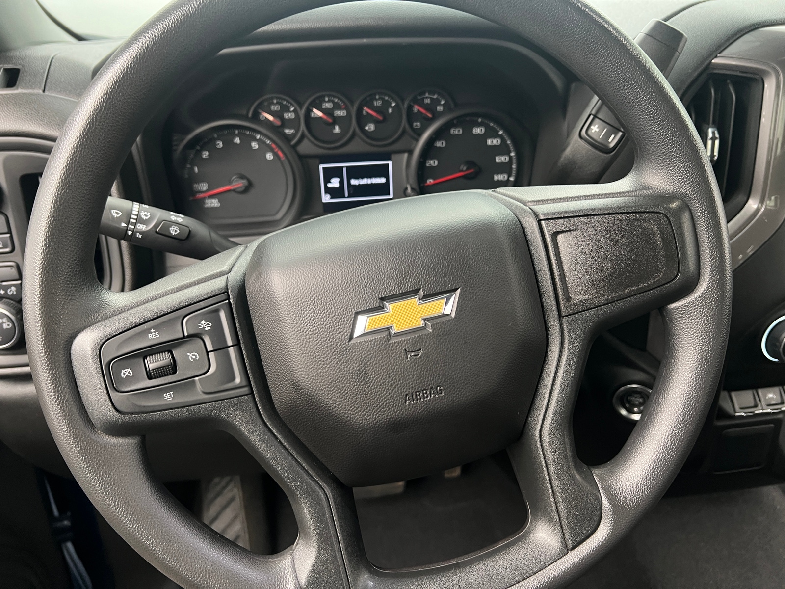 Thumbnail: 2024 Chevrolet Silverado 1500 - 5