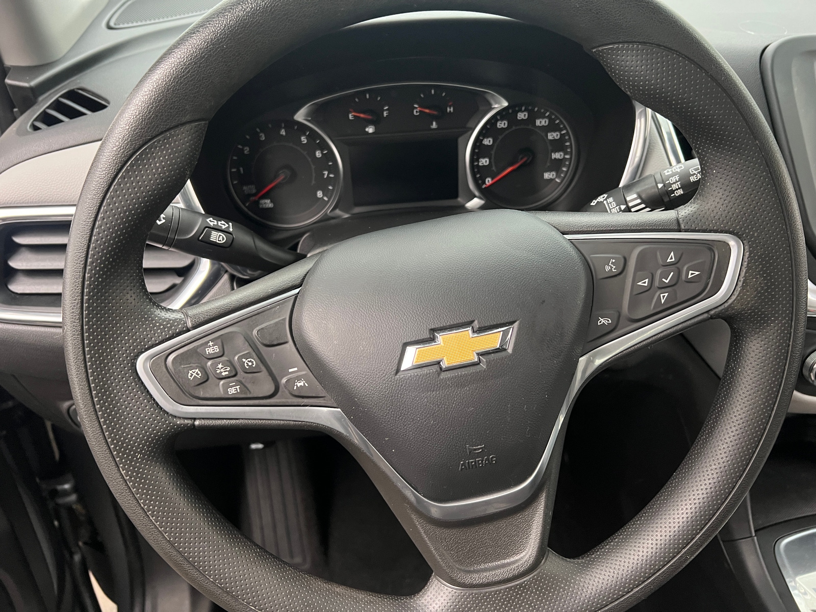 Thumbnail: 2023 Chevrolet Equinox - 5