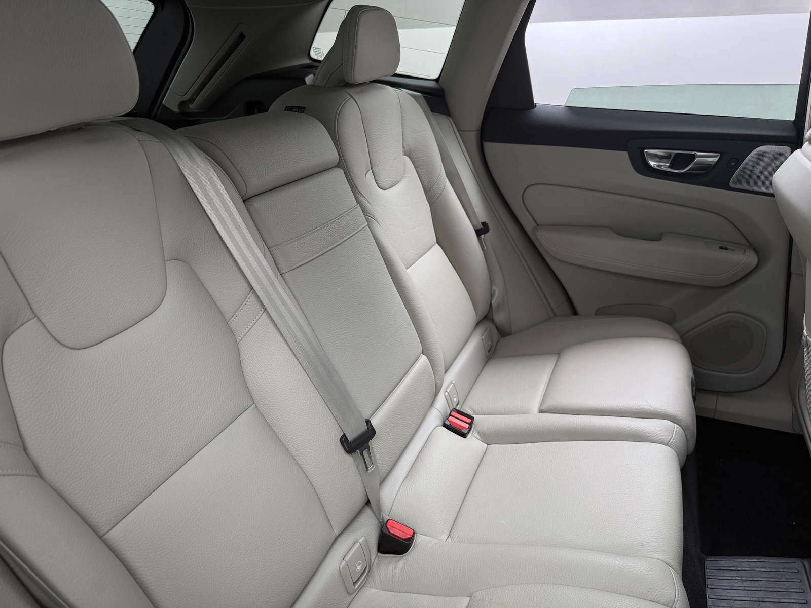 Thumbnail: 2019 Volvo XC60 - 5