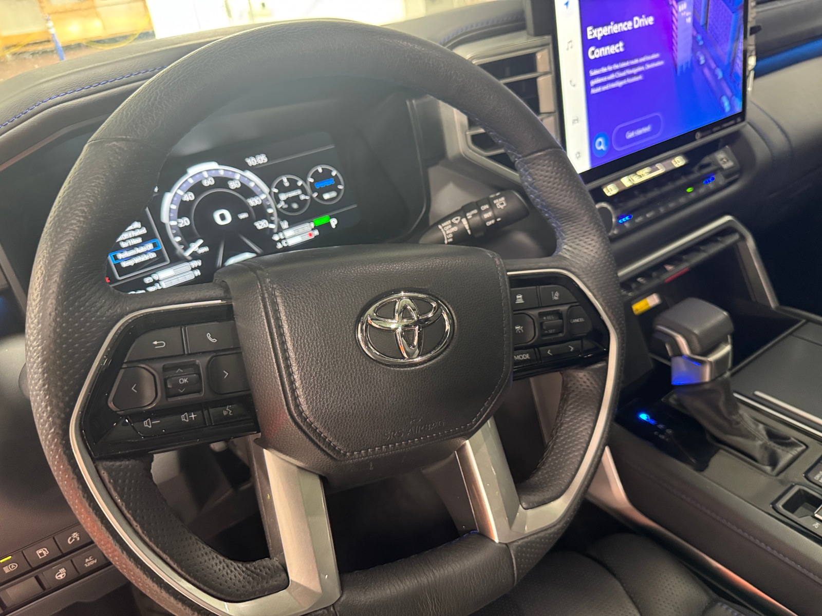 Thumbnail: 2023 Toyota Sequoia - 5