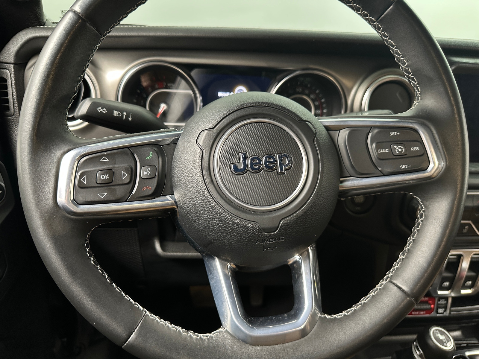 Thumbnail: 2022 Jeep Wrangler - 4