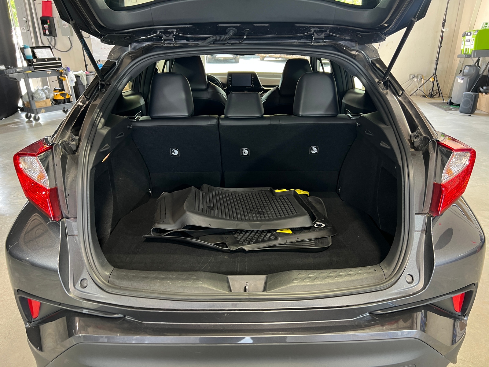 Thumbnail: 2019 Toyota C-HR - 6