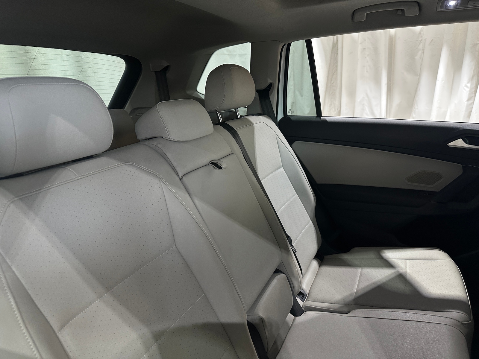 Thumbnail: 2019 Volkswagen Tiguan - 5