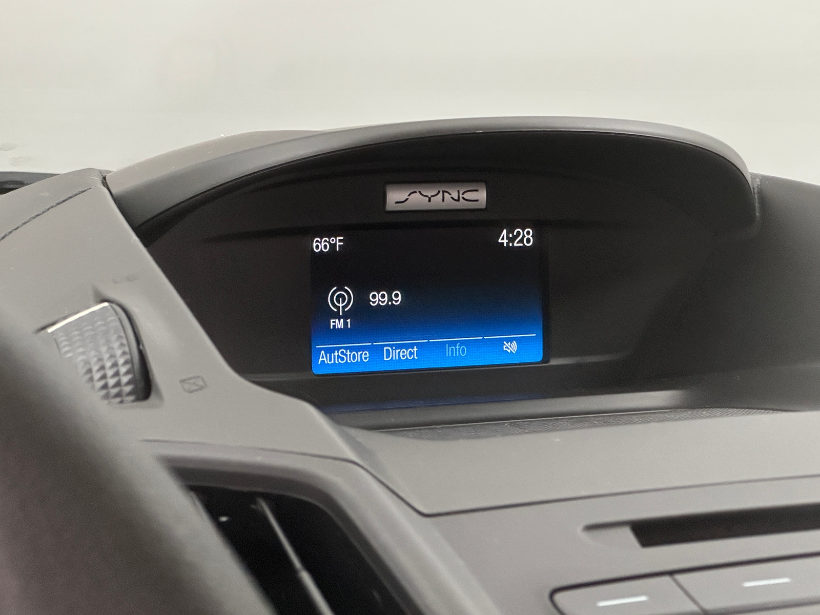 Thumbnail: 2018 Ford Escape - 4