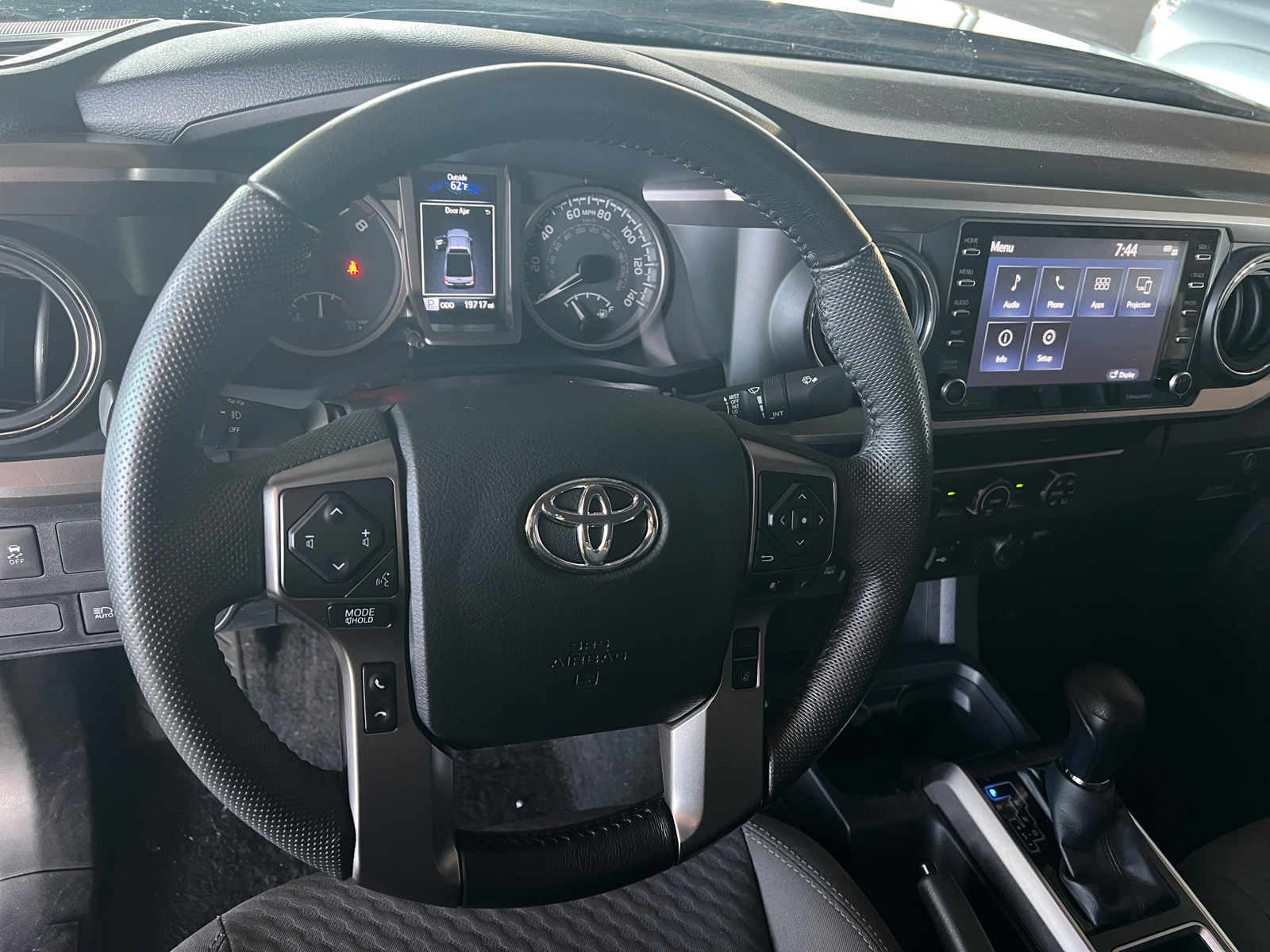 Thumbnail: 2022 Toyota Tacoma - 5