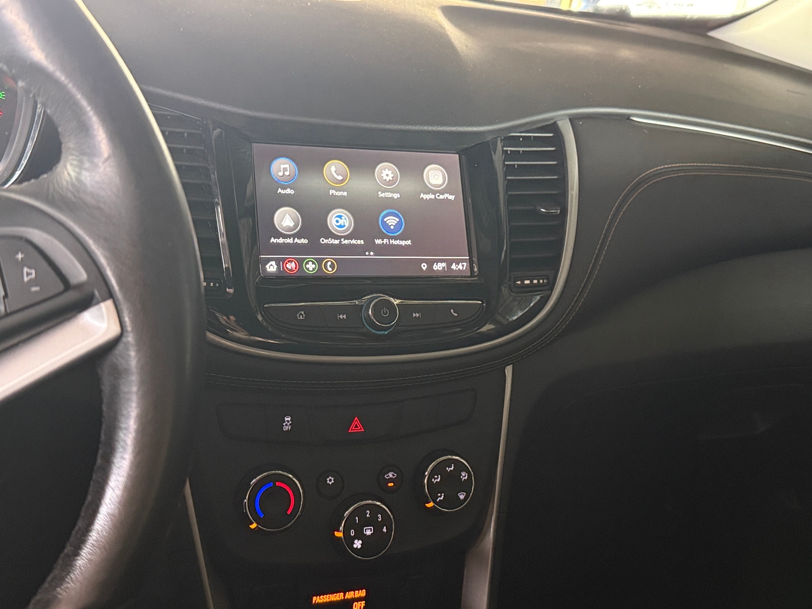 Thumbnail: 2018 Chevrolet Trax - 4