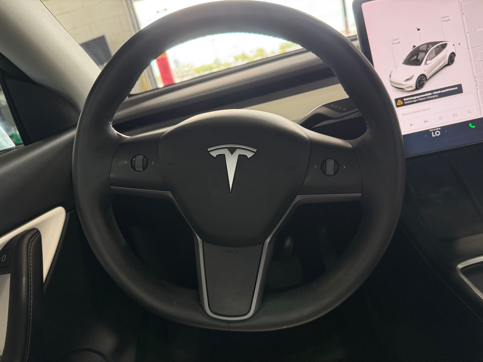 Thumbnail: 2022 Tesla Model Y - 4