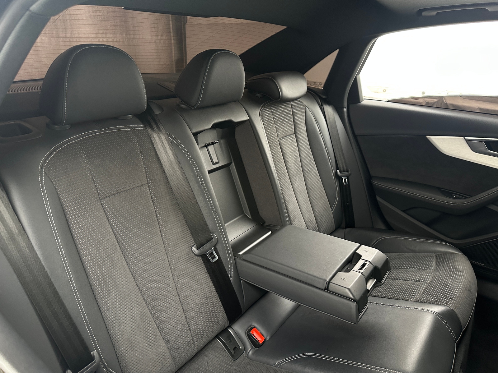 Thumbnail: 2020 Audi A4 - 5