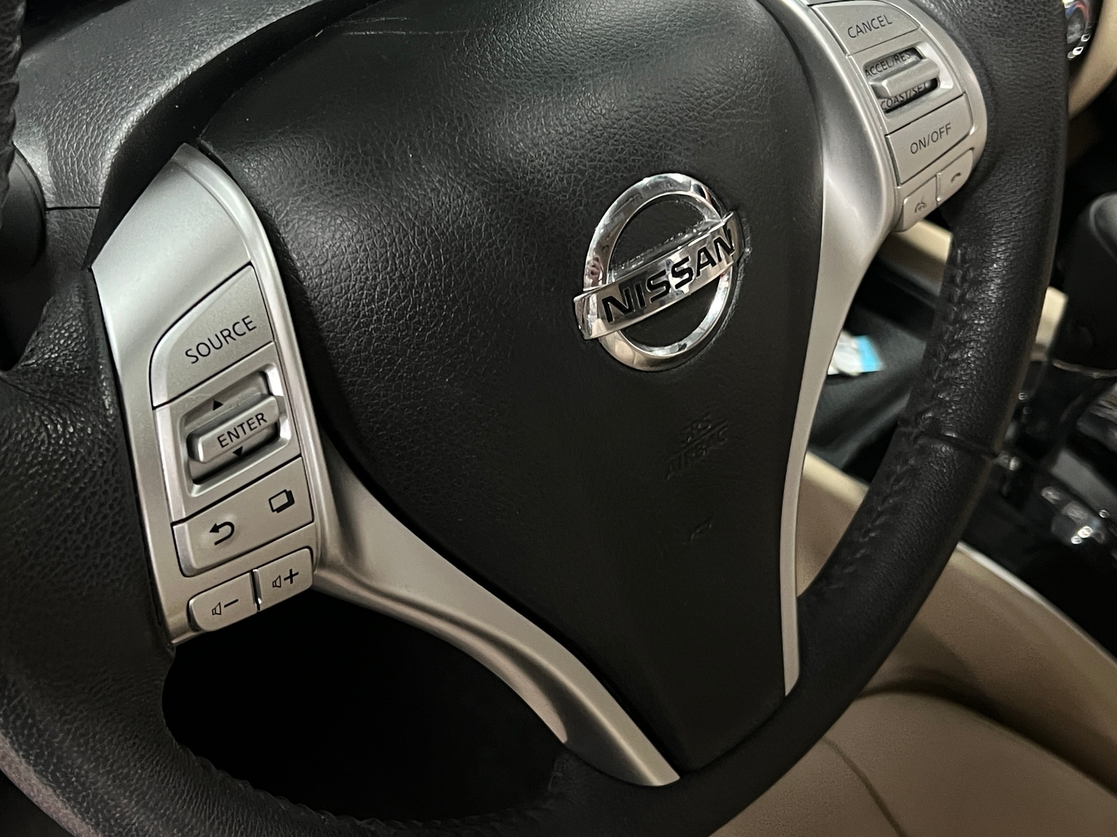 Thumbnail: 2016 Nissan Rogue - 4
