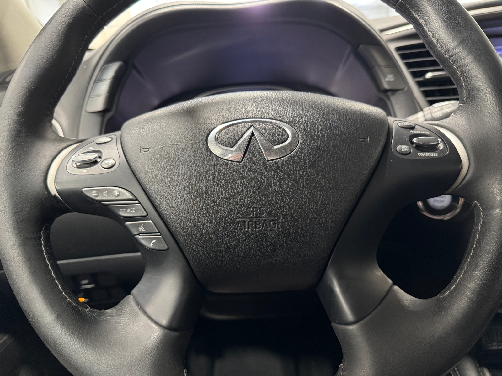 Thumbnail: 2019 INFINITI QX60 - 4