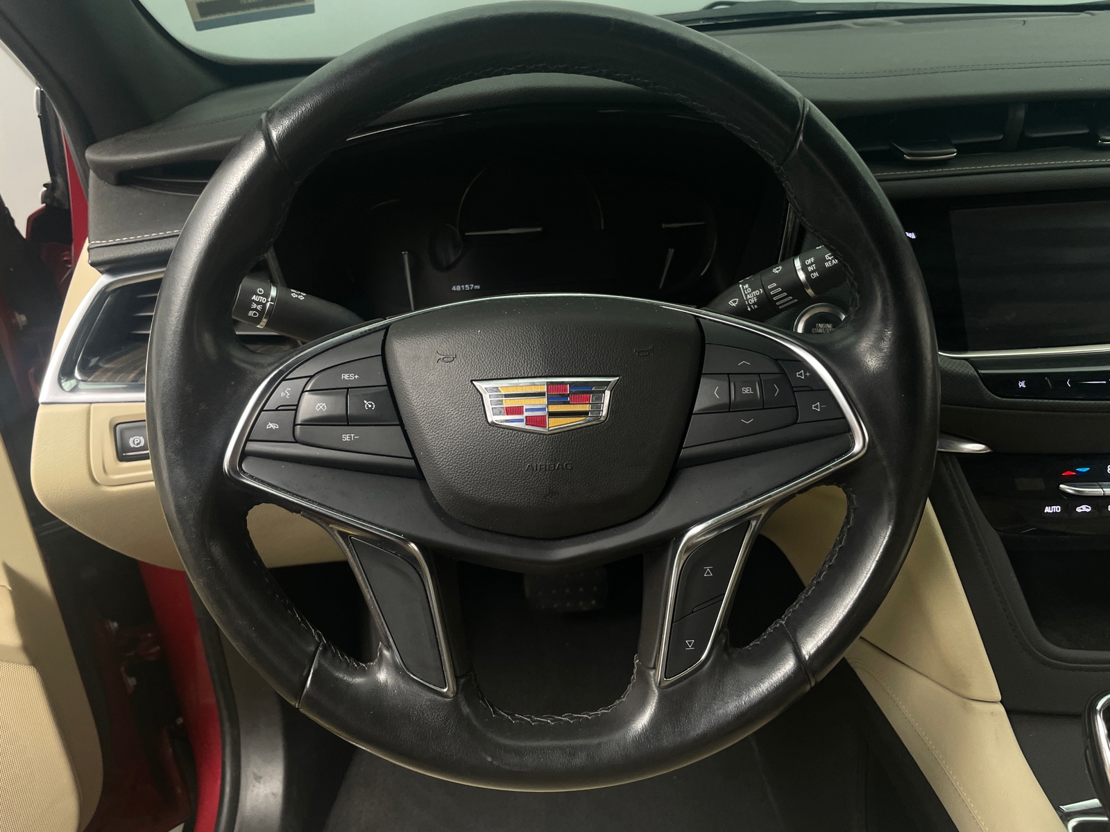 Thumbnail: 2019 Cadillac XT5 - 4