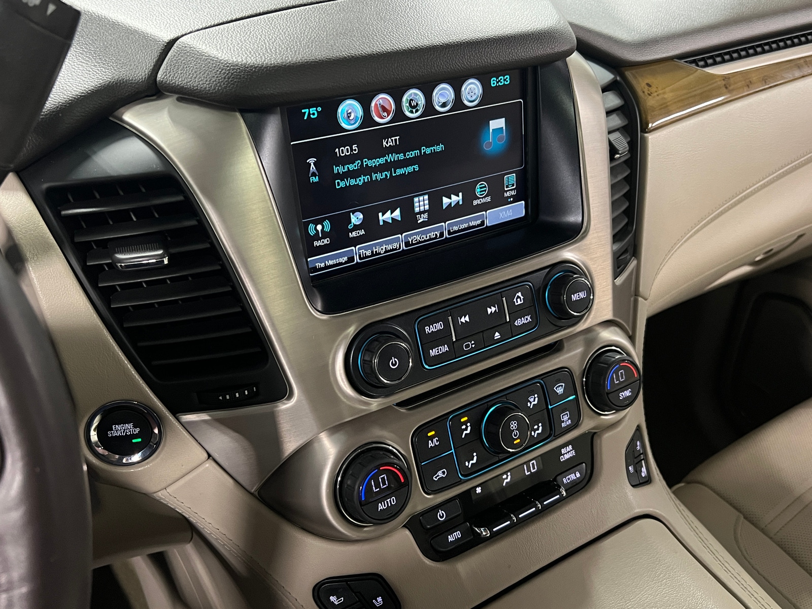 Thumbnail: 2017 GMC Yukon - 3