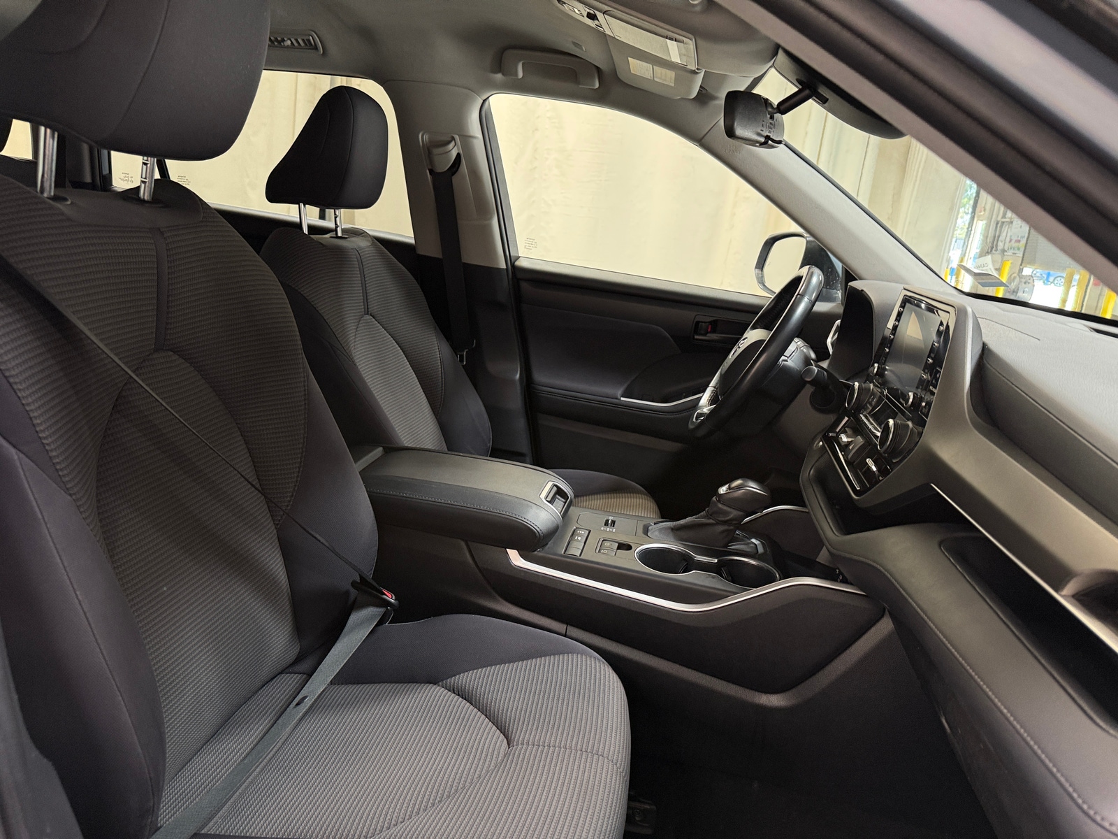 Thumbnail: 2021 Toyota Highlander - 2