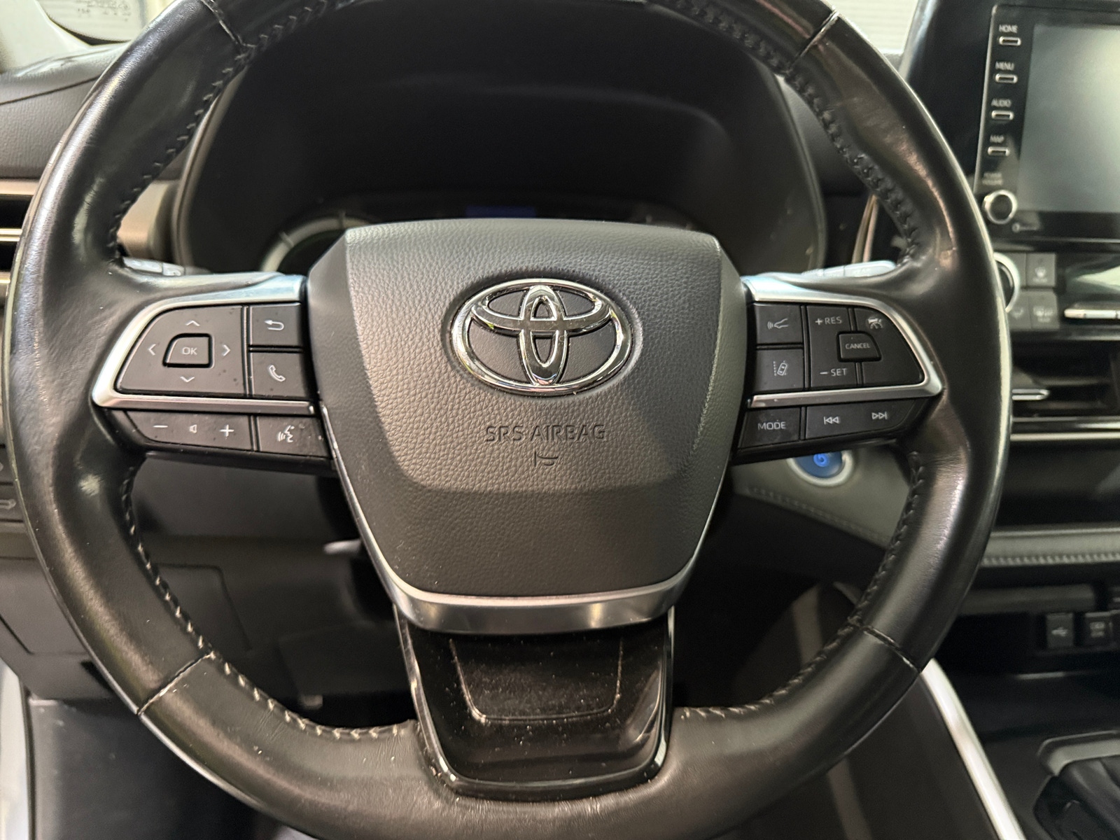 Thumbnail: 2021 Toyota Highlander - 5
