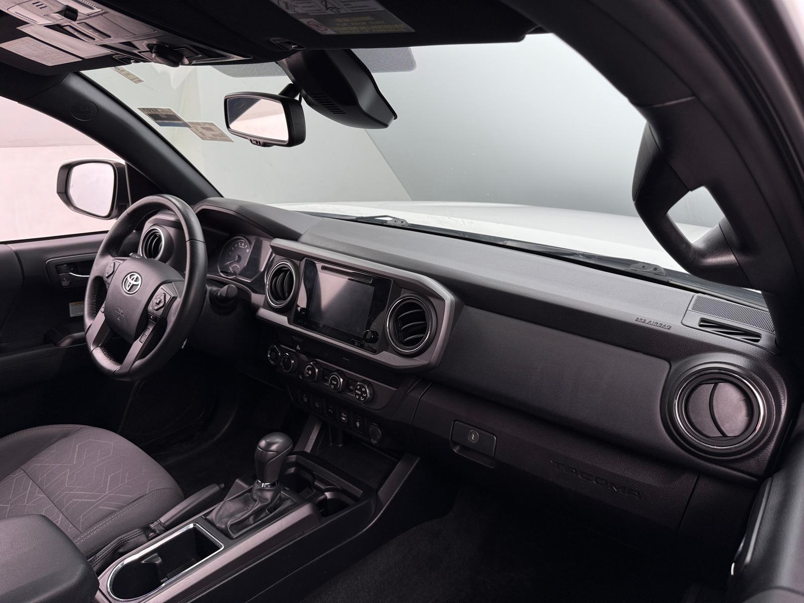 Thumbnail: 2019 Toyota Tacoma - 3