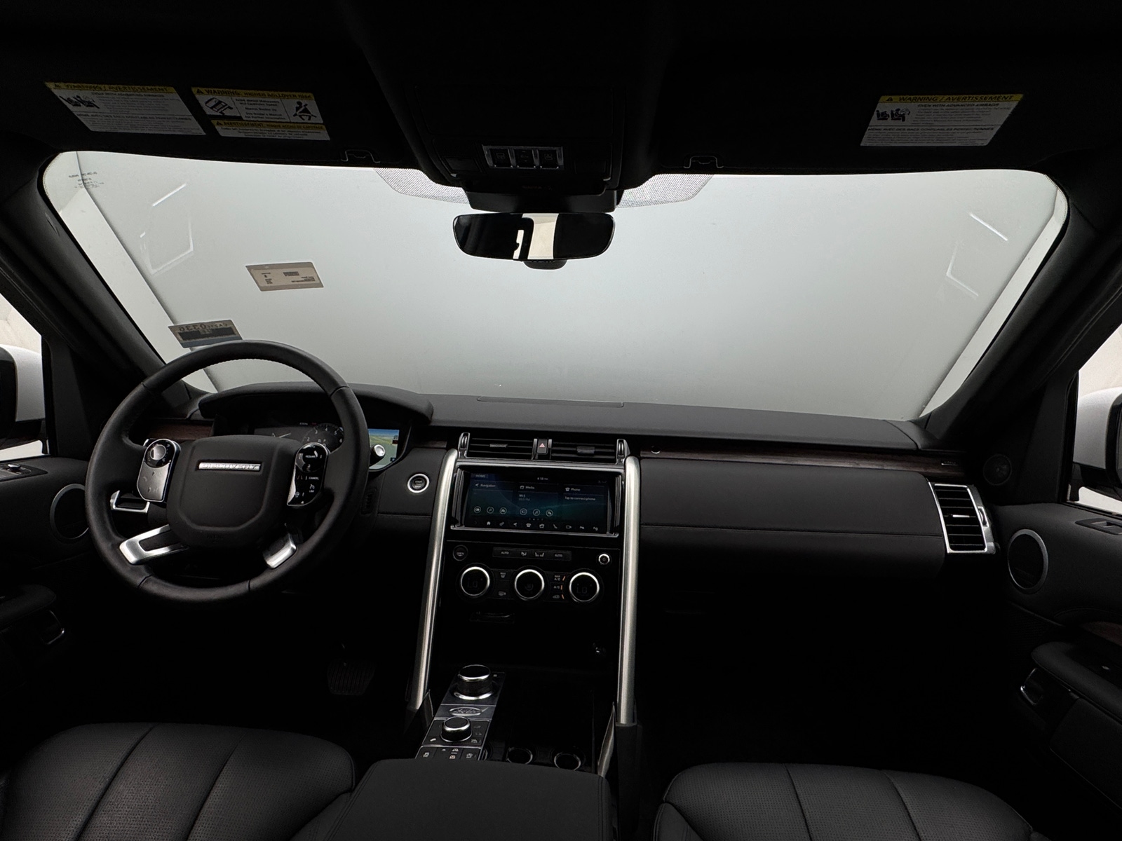 Thumbnail: 2019 Land Rover Discovery - 2