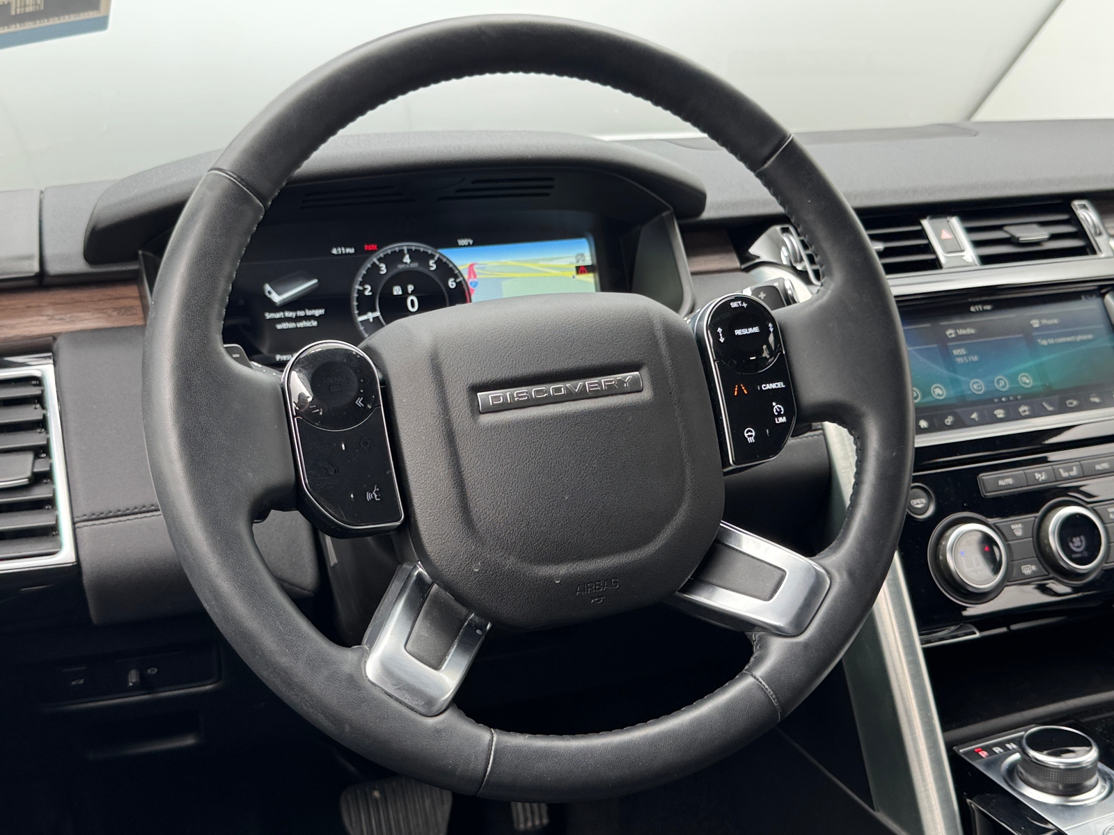 Thumbnail: 2019 Land Rover Discovery - 4