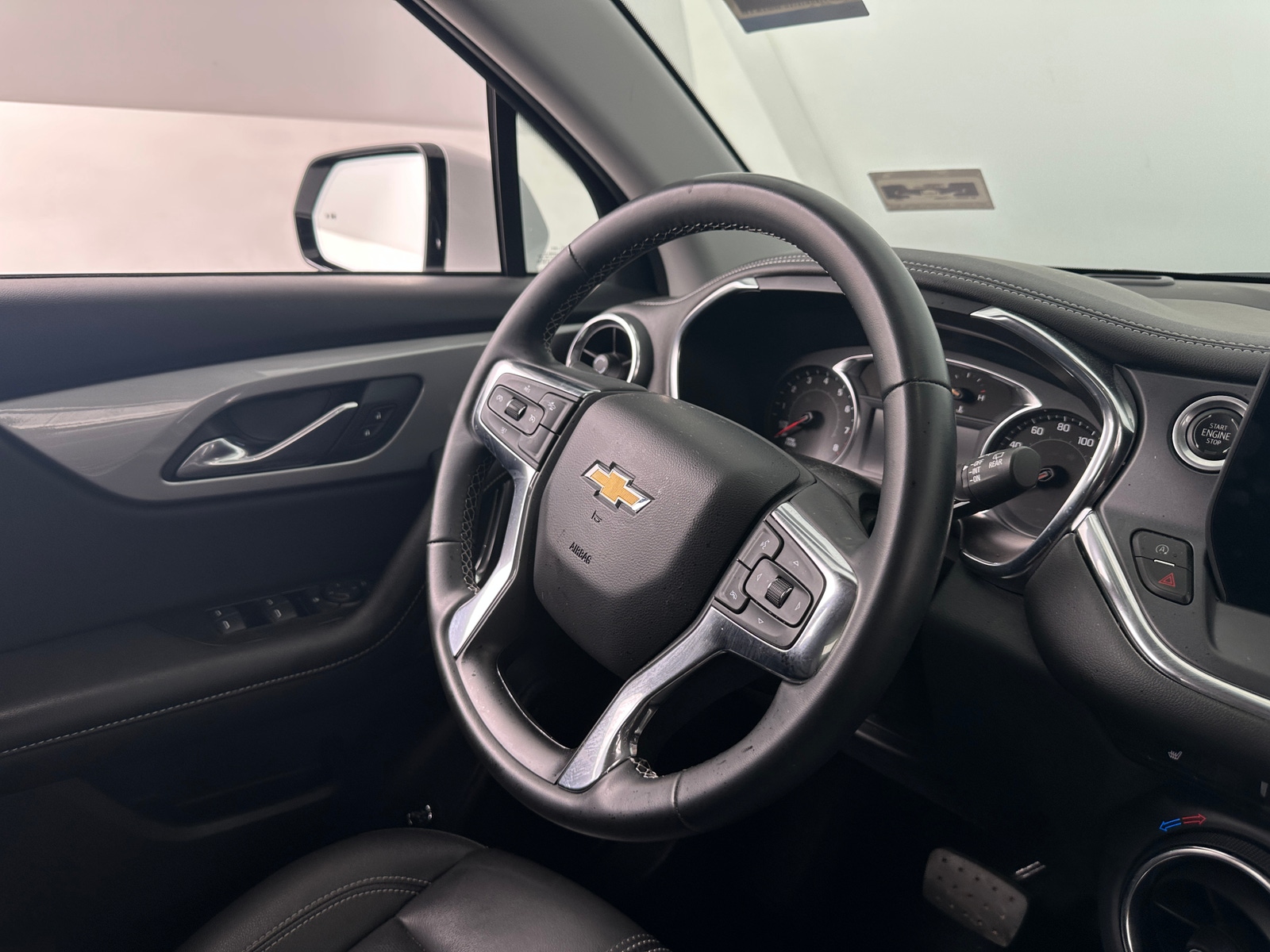 Thumbnail: 2023 Chevrolet Blazer - 4