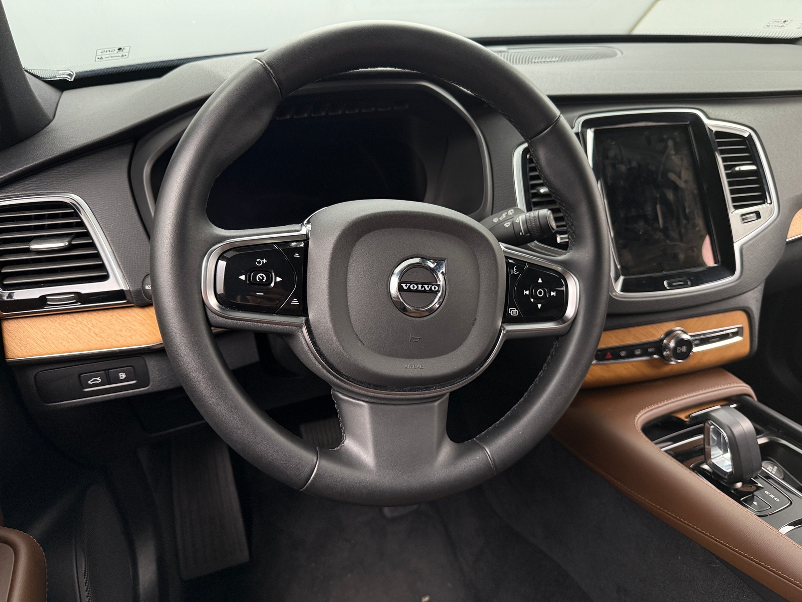 Thumbnail: 2023 Volvo XC90 - 4