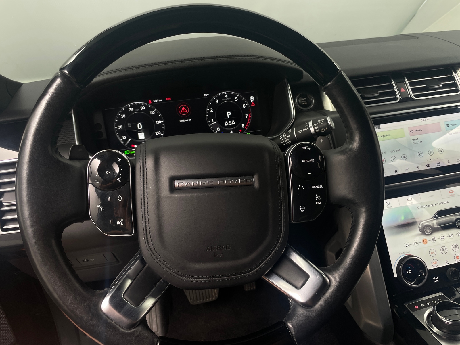 Thumbnail: 2019 Land Rover Range Rover - 4