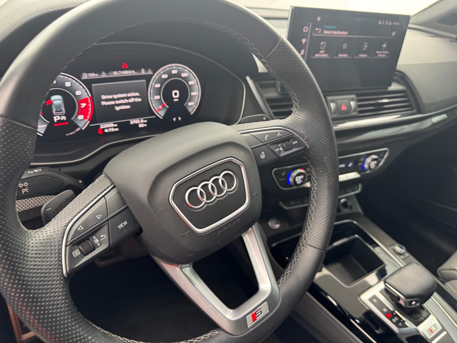 Thumbnail: 2023 Audi SQ5 - 4