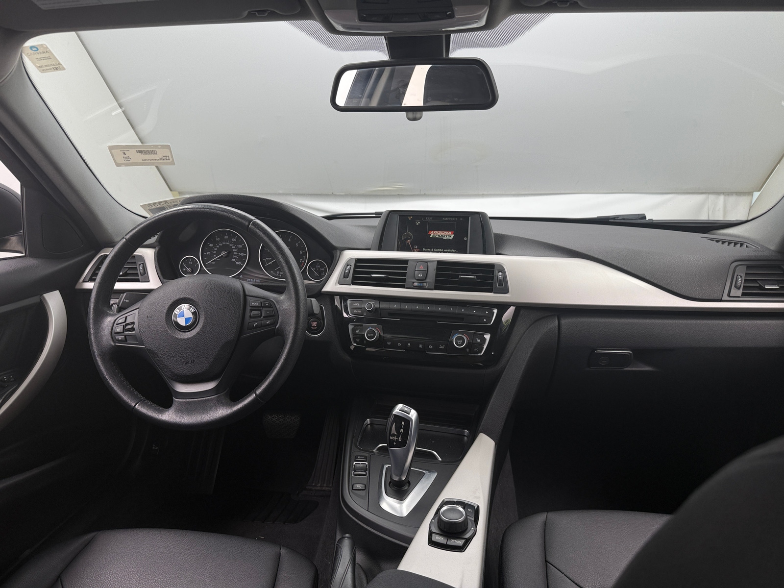 Thumbnail: 2017 BMW 3 Series - 2