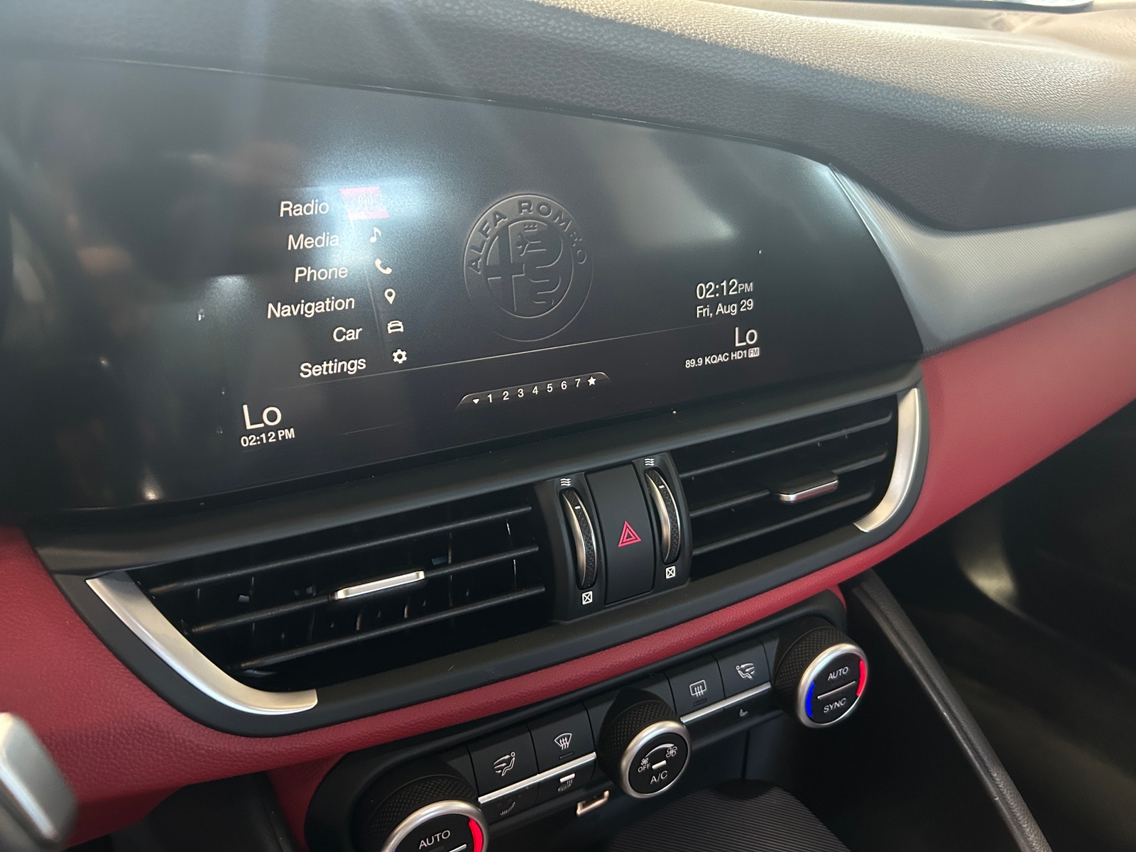 Thumbnail: 2018 Alfa Romeo Giulia - 3