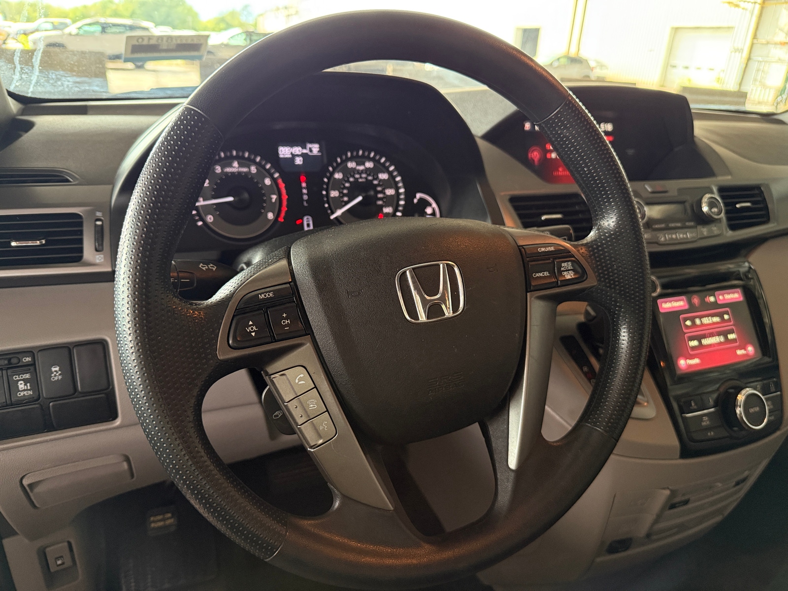 Thumbnail: 2017 Honda Odyssey - 5