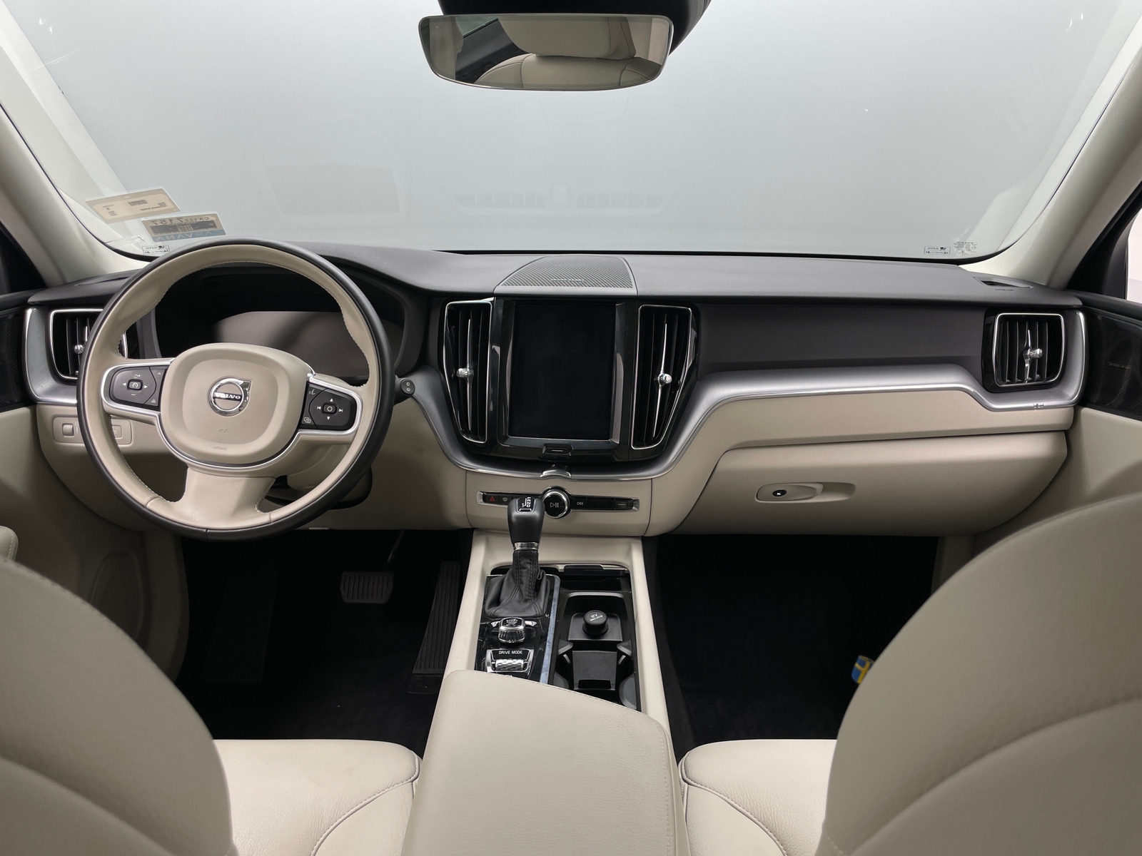 Thumbnail: 2020 Volvo XC60 - 2