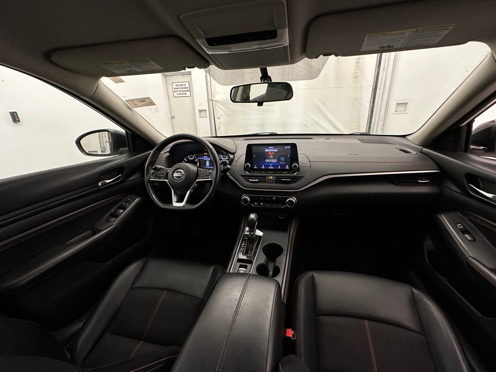 Thumbnail: 2019 Nissan Altima - 3